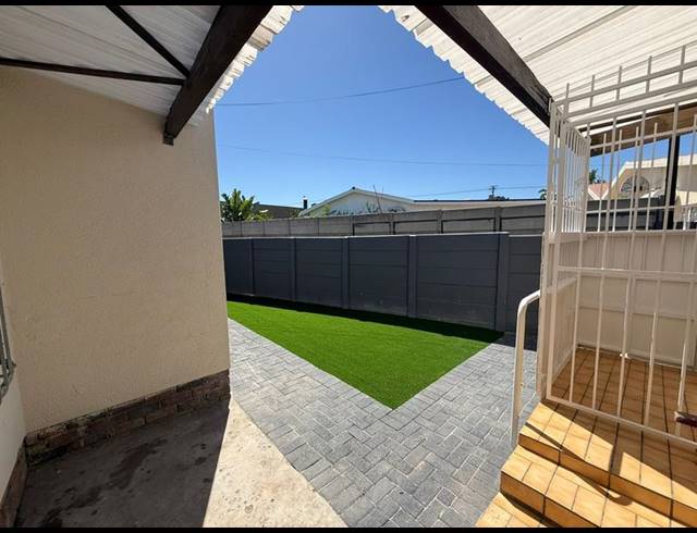 1 BEDROOM PROPERTY TO RENT IN CHRISMAR